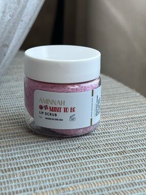 Mint To Be Pink Lip Scrub